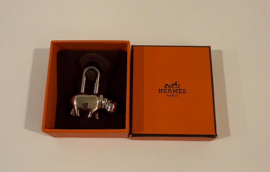 HERMES　カデナ　カバ　2005年ビンテージ 　バッグ　チャーム　シルバー