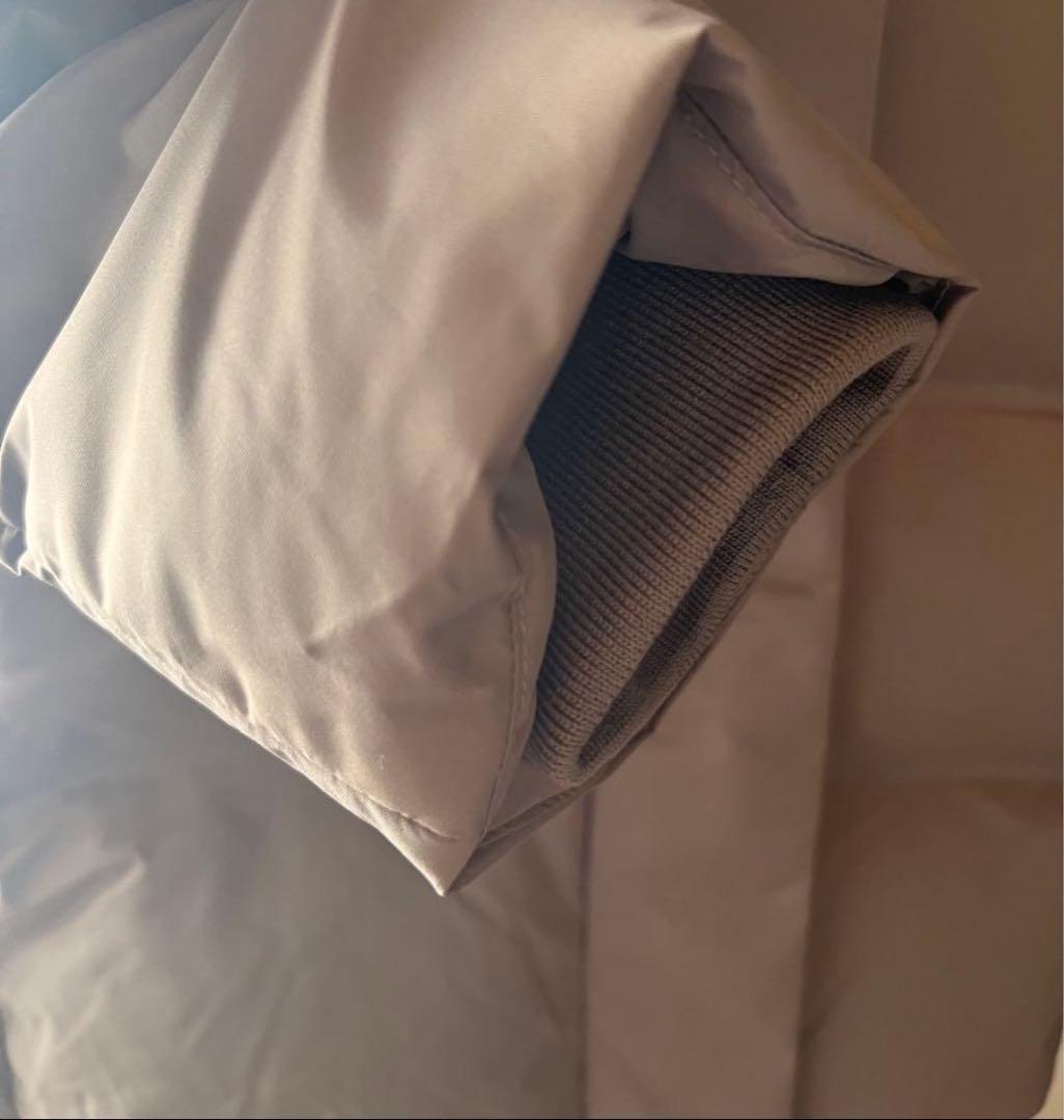 ユニクロ　シームレスダウンショートコートM