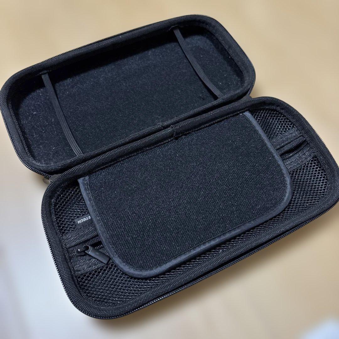 美品　任天堂Switchライト　イエロー　箱・ケース付き　初期化済み