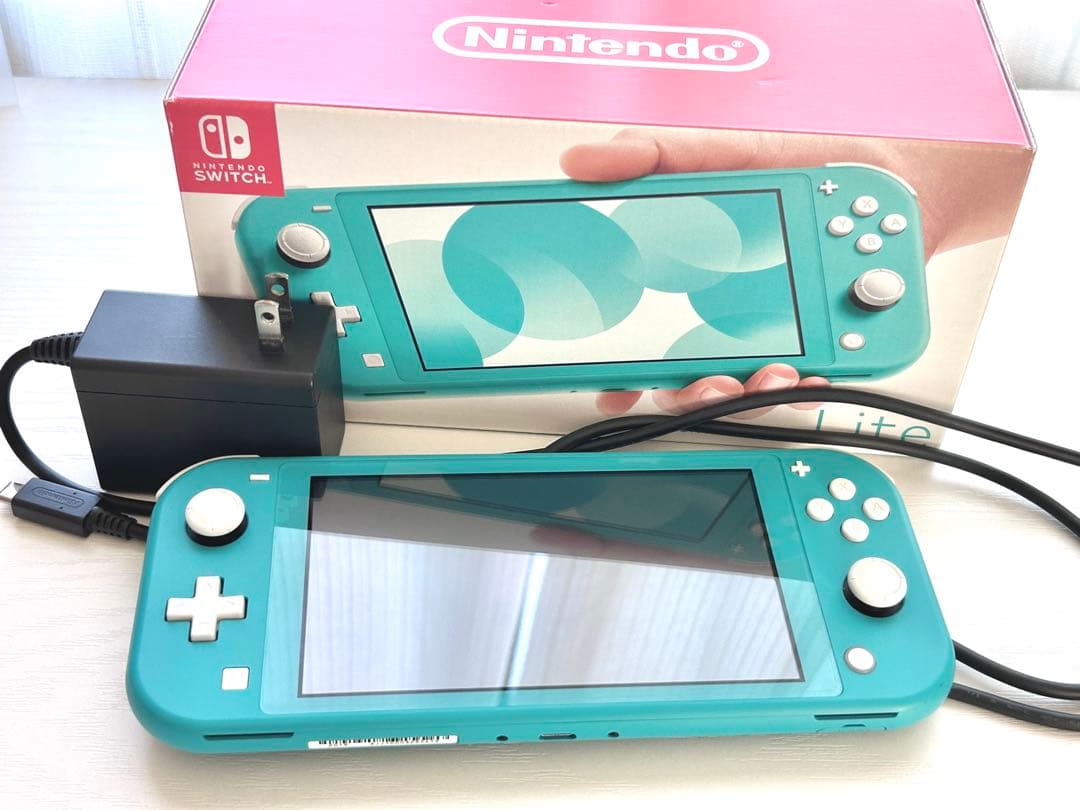 Nintendo Switch Lite ターコイズ　ACアダプター・外箱付き