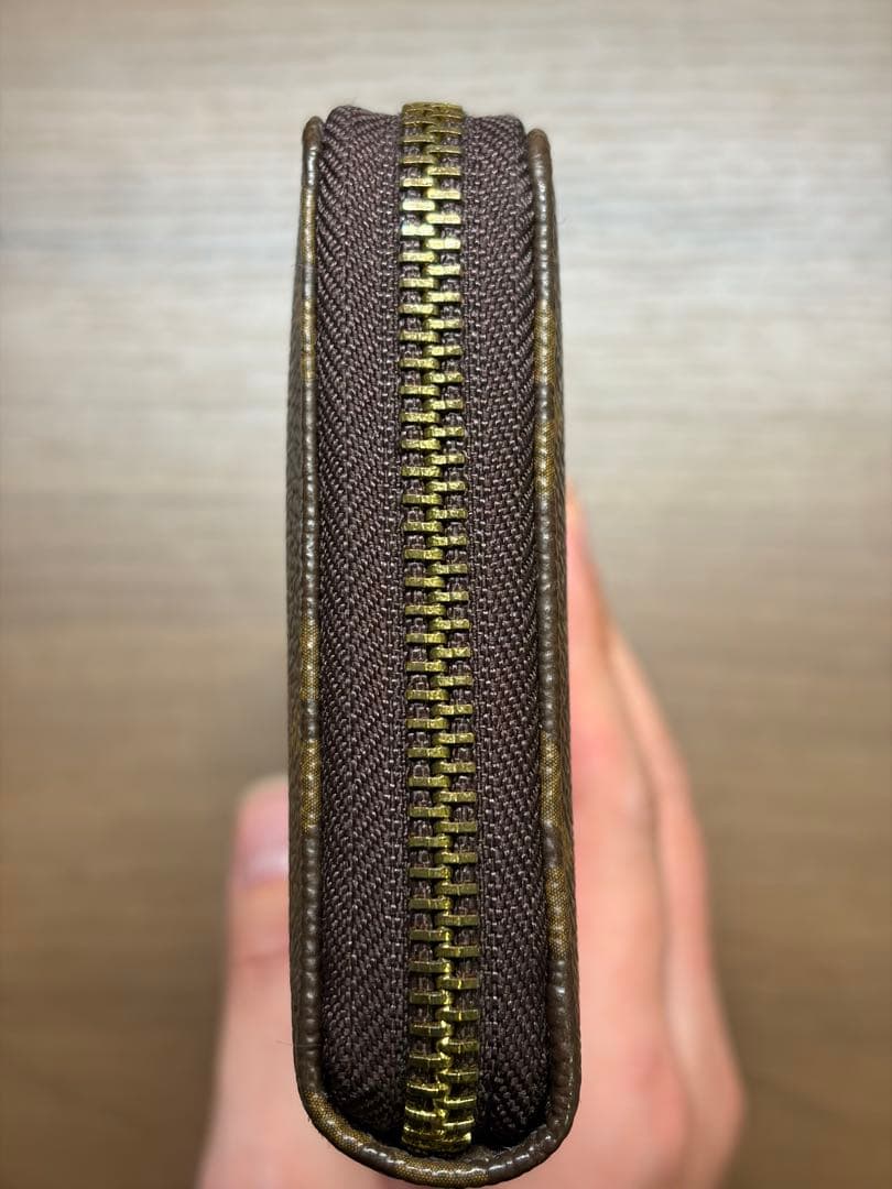 【極美品】Louis Vuitton モノグラム長財布