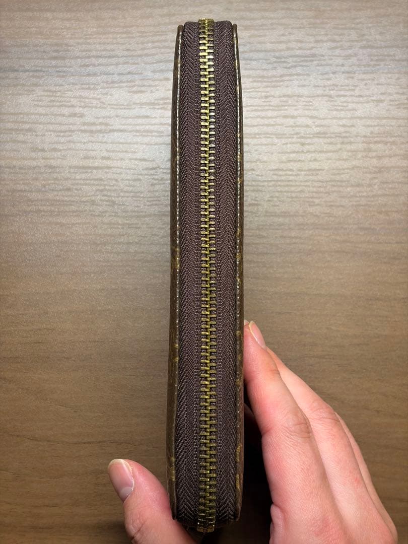 【極美品】Louis Vuitton モノグラム長財布