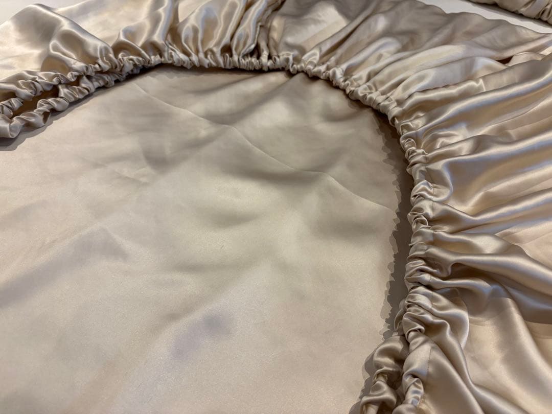 【本物シルク100％】 ボックスシーツ セミシングル　90×200×35 限定品