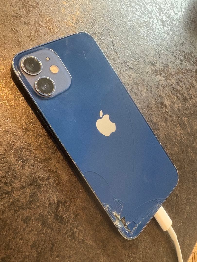 iPhone12 miniジャンク　シール付き