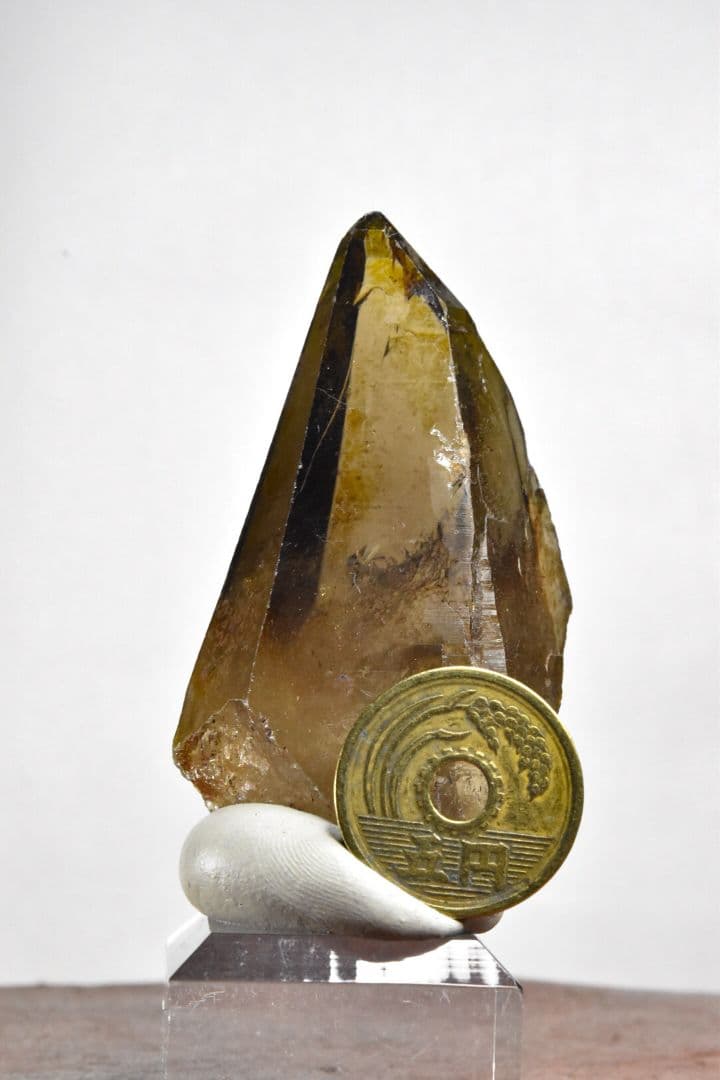 モンドクォーツ 先細りスモーキークォーツ