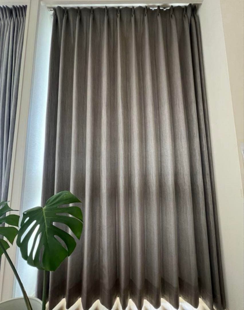 日本製　遮光カーテン　240cm