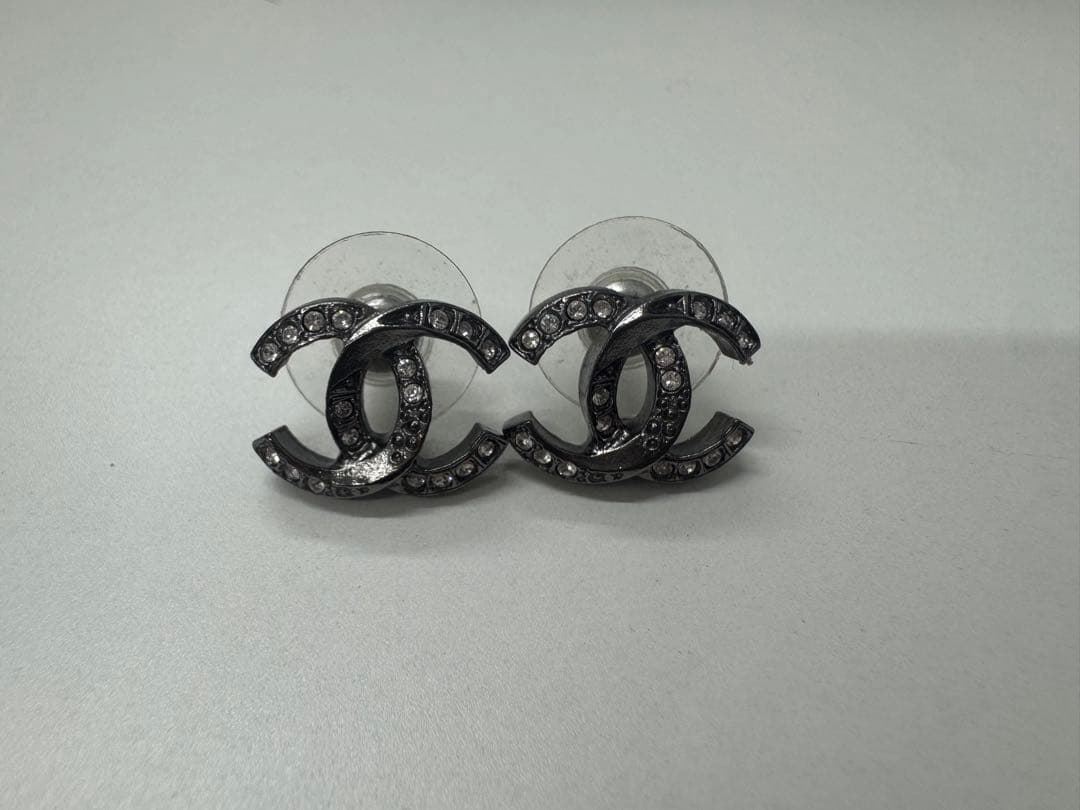 【正規品／真贋確認済】CHANEL ココマーク ピアス 両耳