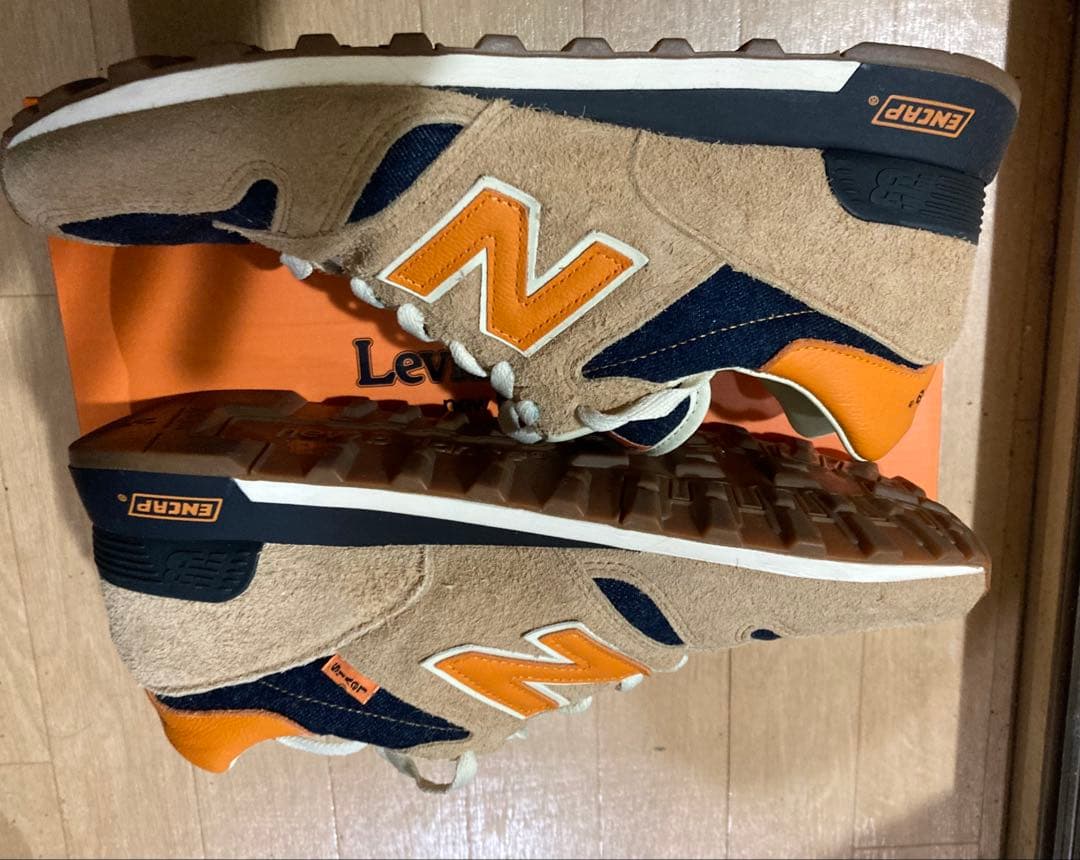 土日限定価格 Levi's × New Balance M1300LV