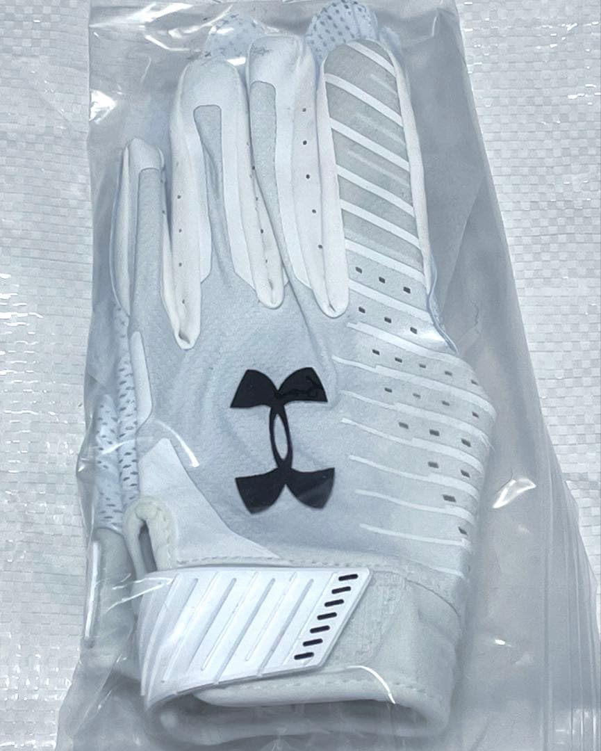 限定セール‼️UNDER ARMOUR SPOTLIGHT NFL GLOVE M