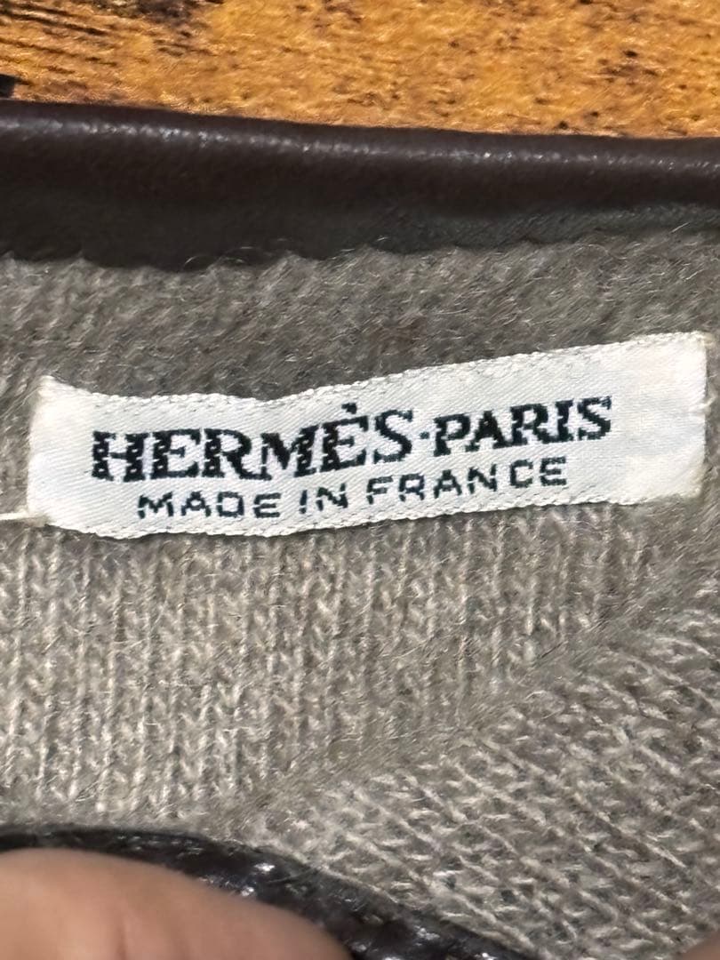 HERMÈS 手袋　ダークブラウン
