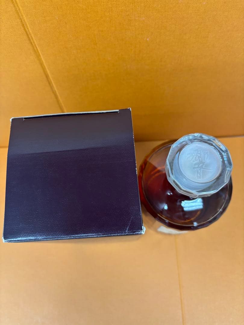 未開栓 サントリ一 響17年 古酒700ml 43% 箱