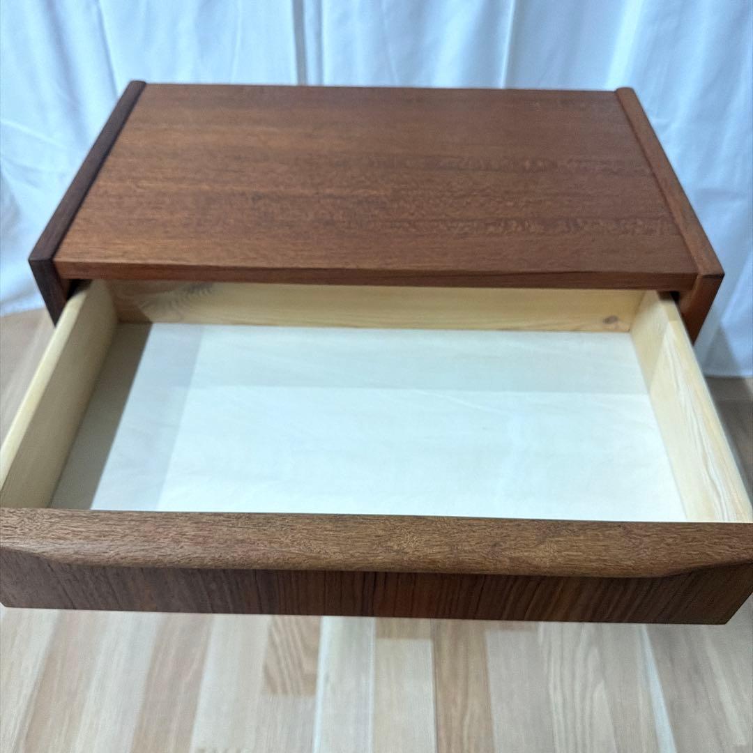 2段チェスト　デンマーク製ヴィンテージ家具