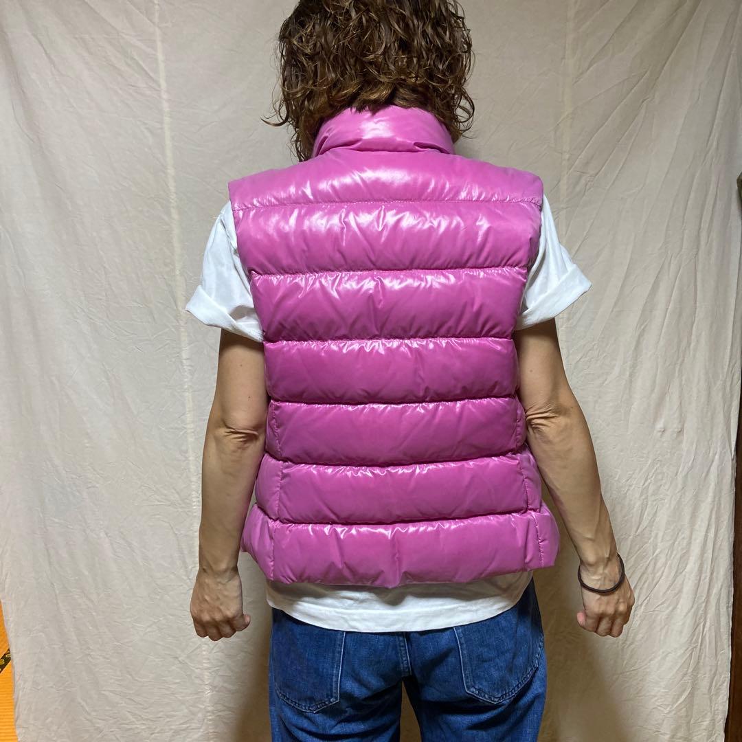 モンクレール　ベスト（全体的に色褪せあり）