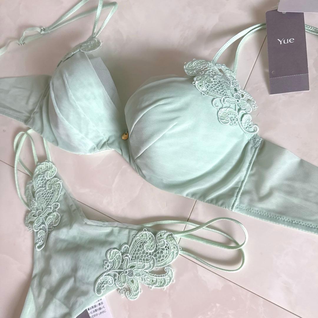 ☆ワコールYue C75・M☆64G