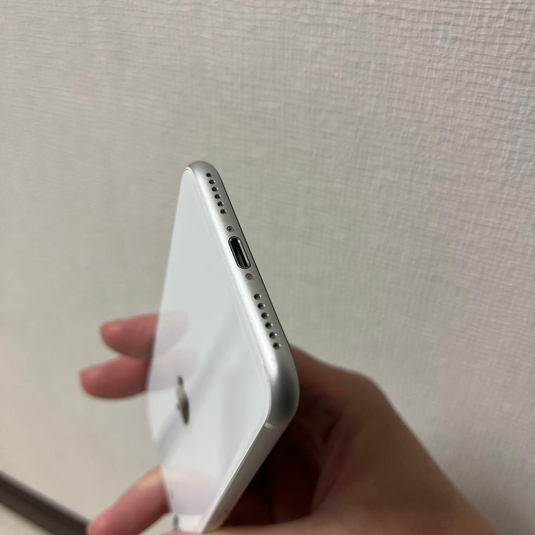 スマートフォン本体 apple iphone se2