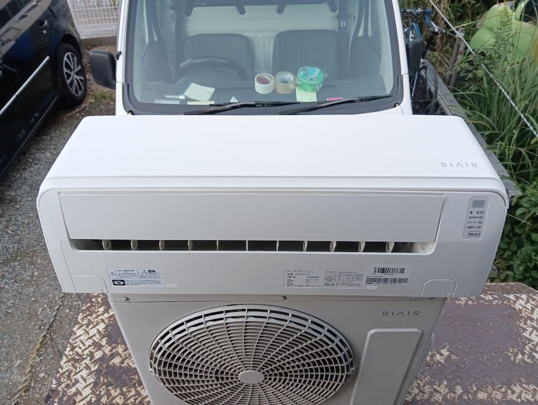 ヤマダオリジナル・ ルームエアコン 6畳用 YHAーS22N－W・2023年製