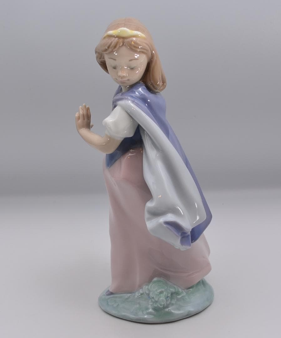 ヤングプリンセス　＃6036　★リヤドロ　スペイン　ポーセリン　光沢仕上げ　絶版