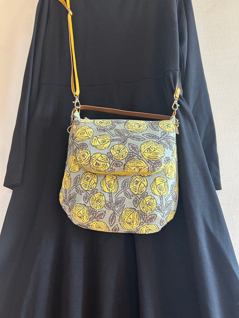 ミナペルホネン★rosy×choucho ショルダーポシェット★ハンドメイド