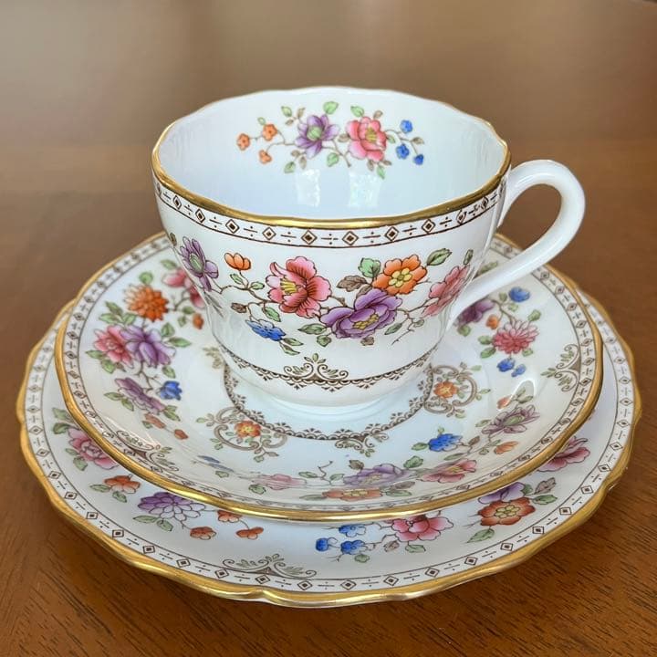 【英国ビンテージ】スポード ★LAURISTON★トリオ