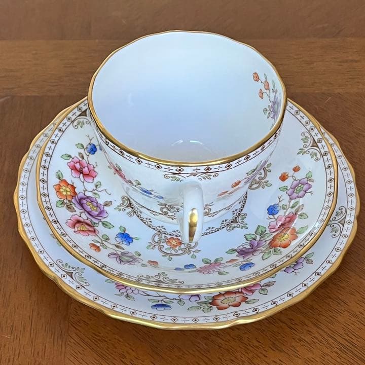 【英国ビンテージ】スポード ★LAURISTON★トリオ