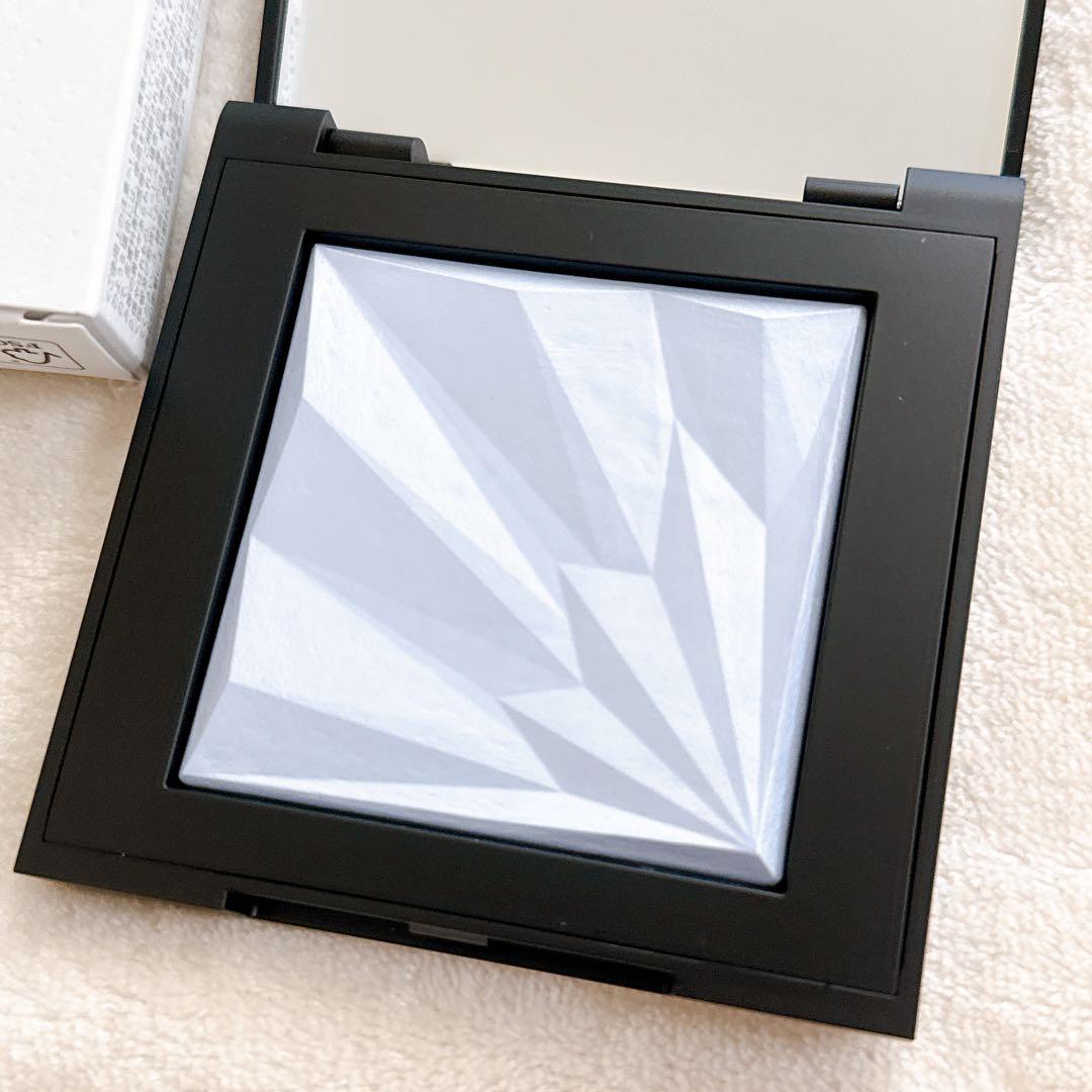 シュウウエムラ　フェイスパウダー