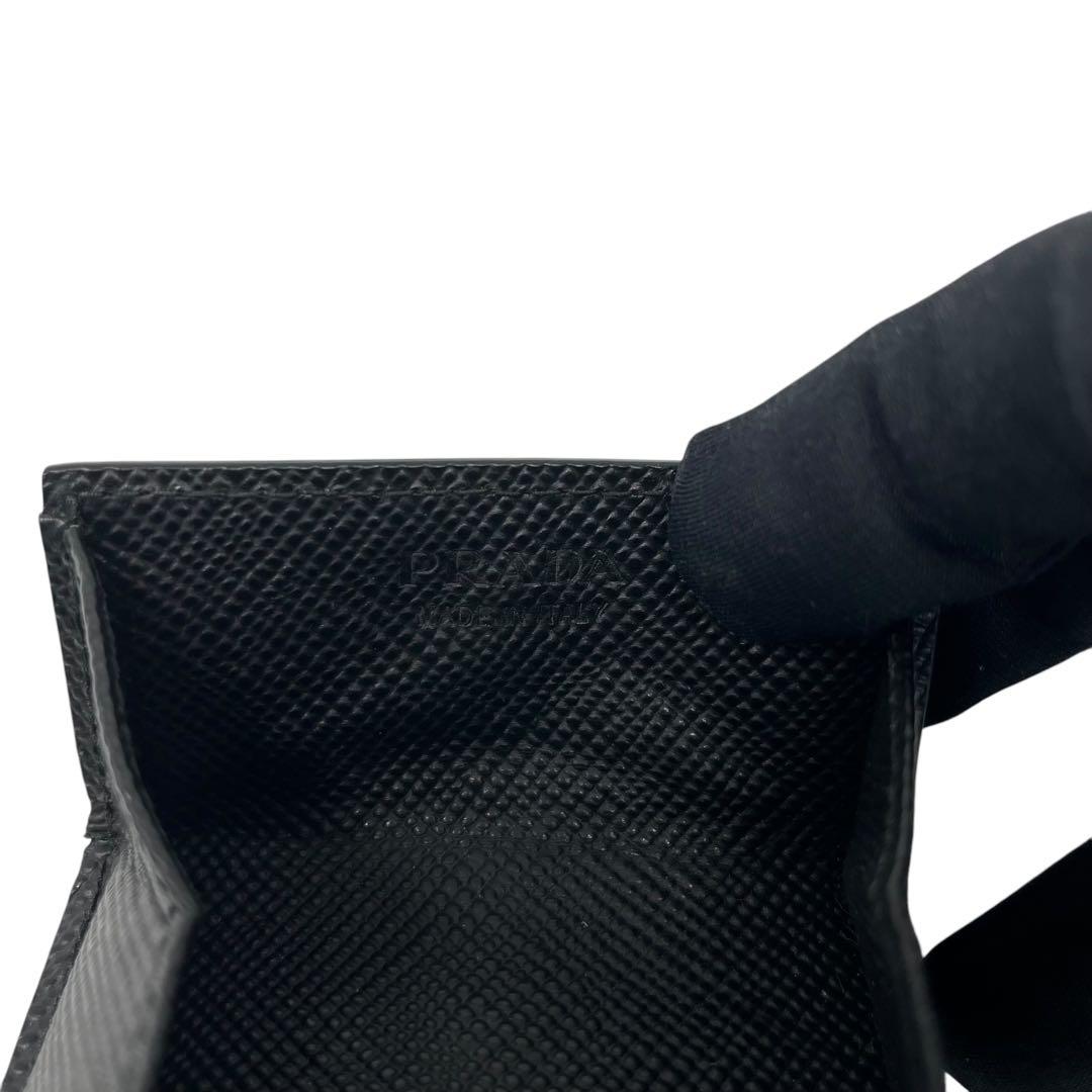 未使用級✨プラダ ケース 三角ロゴ サフィアーノレザー キュイール 黒