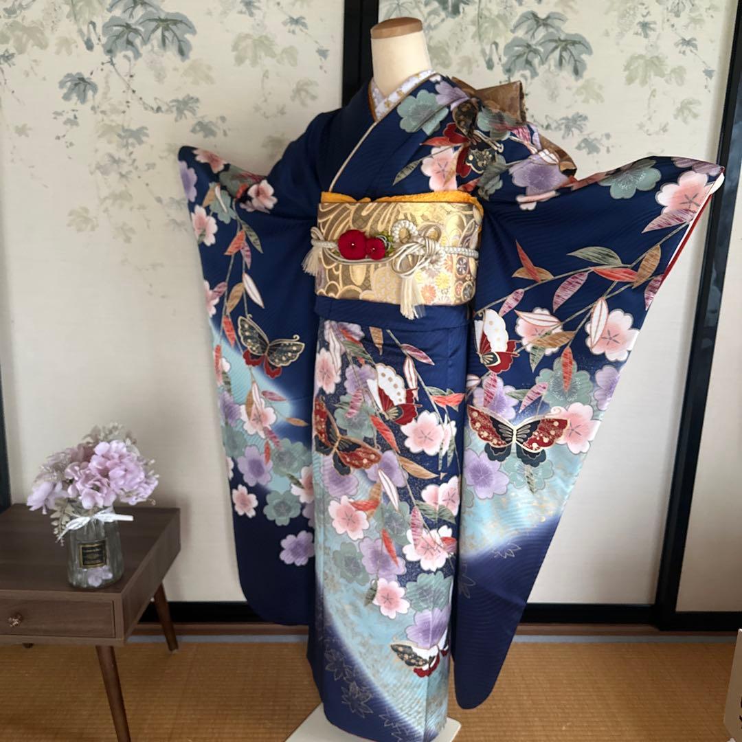 【最終価格】すっきり青地に蝶が素敵！振袖フルセット　成人式前撮り