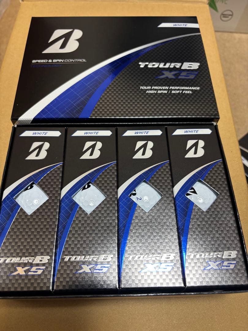 新品ブリヂストン TOUR B XS 2024年モデル 10ダース　120個入