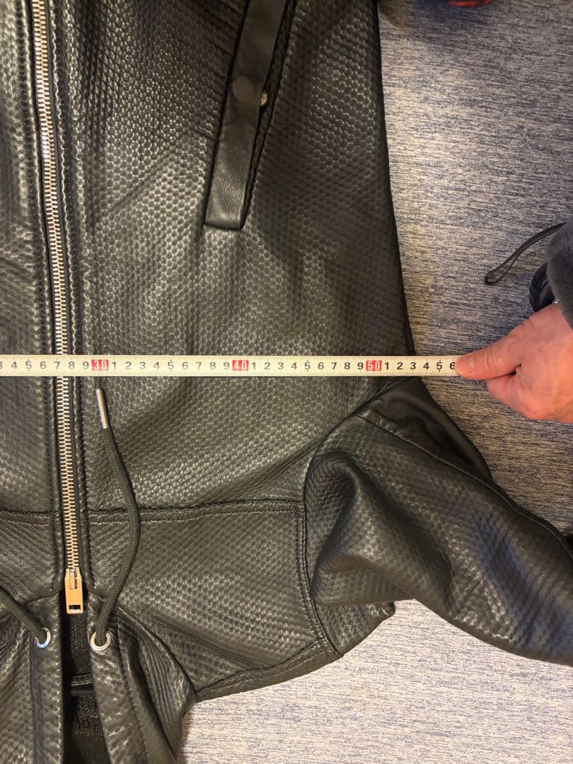 モカ ディーゼルラムレザーパーカー　サイズS ディンプル柄