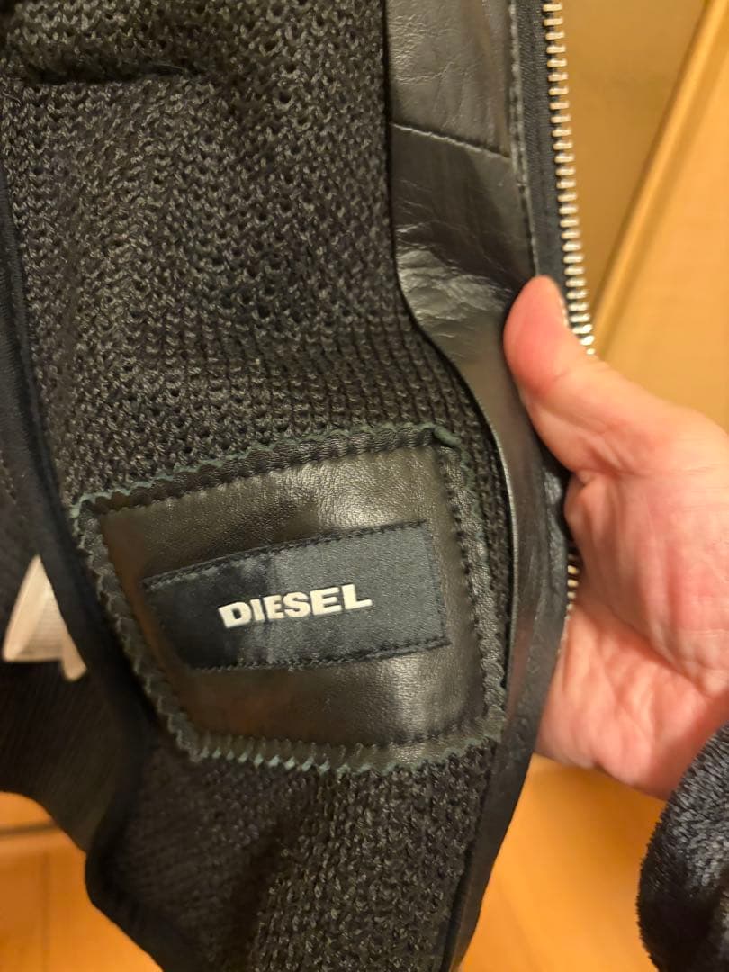 モカ ディーゼルラムレザーパーカー　サイズS ディンプル柄