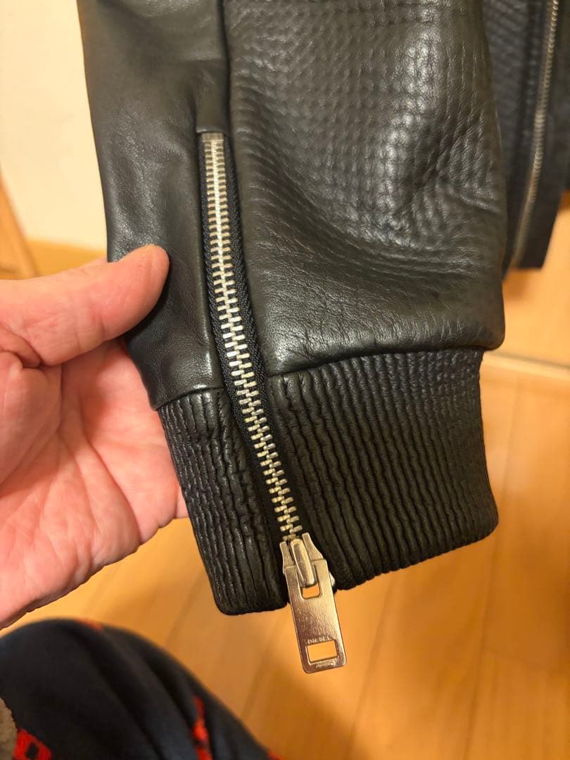 モカ ディーゼルラムレザーパーカー　サイズS ディンプル柄