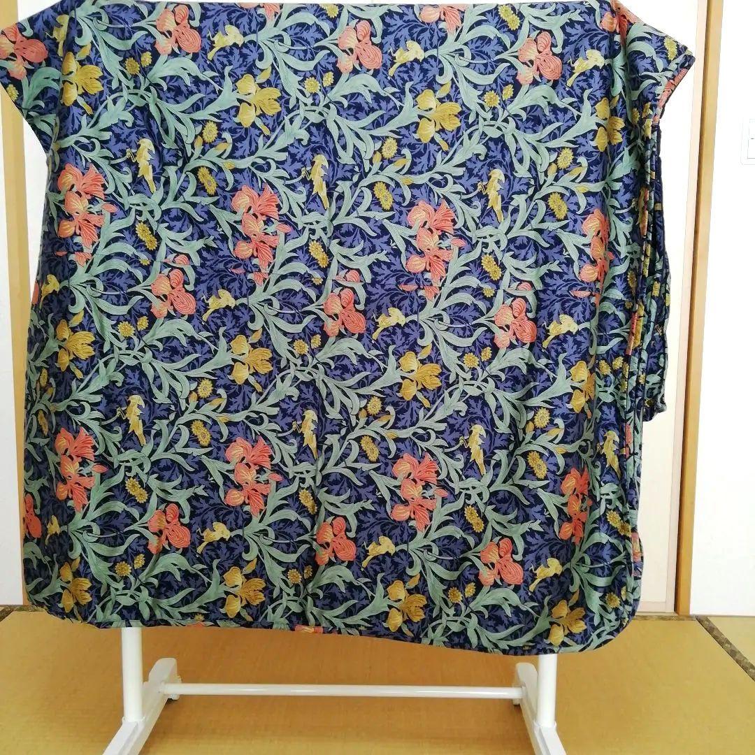 ウィリアム．モーリスのソファーカバー　(マルチカバー)