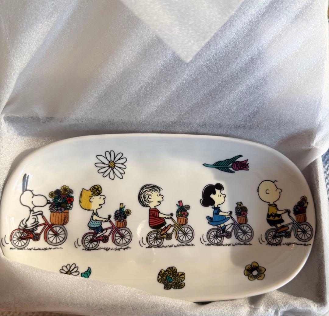 【完売品】スヌーピー 阪急限定 陶器皿とマグカップセット