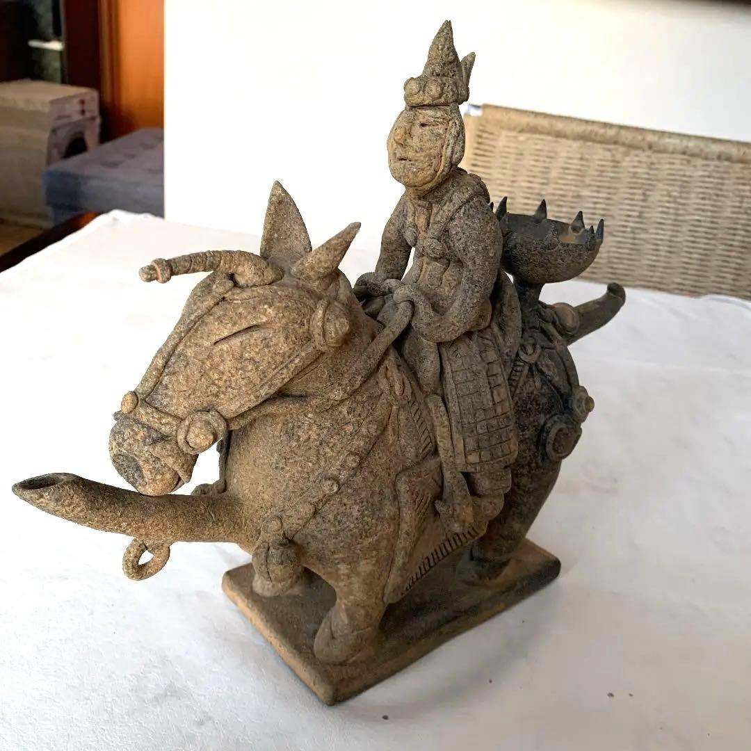 新羅土器風の置物