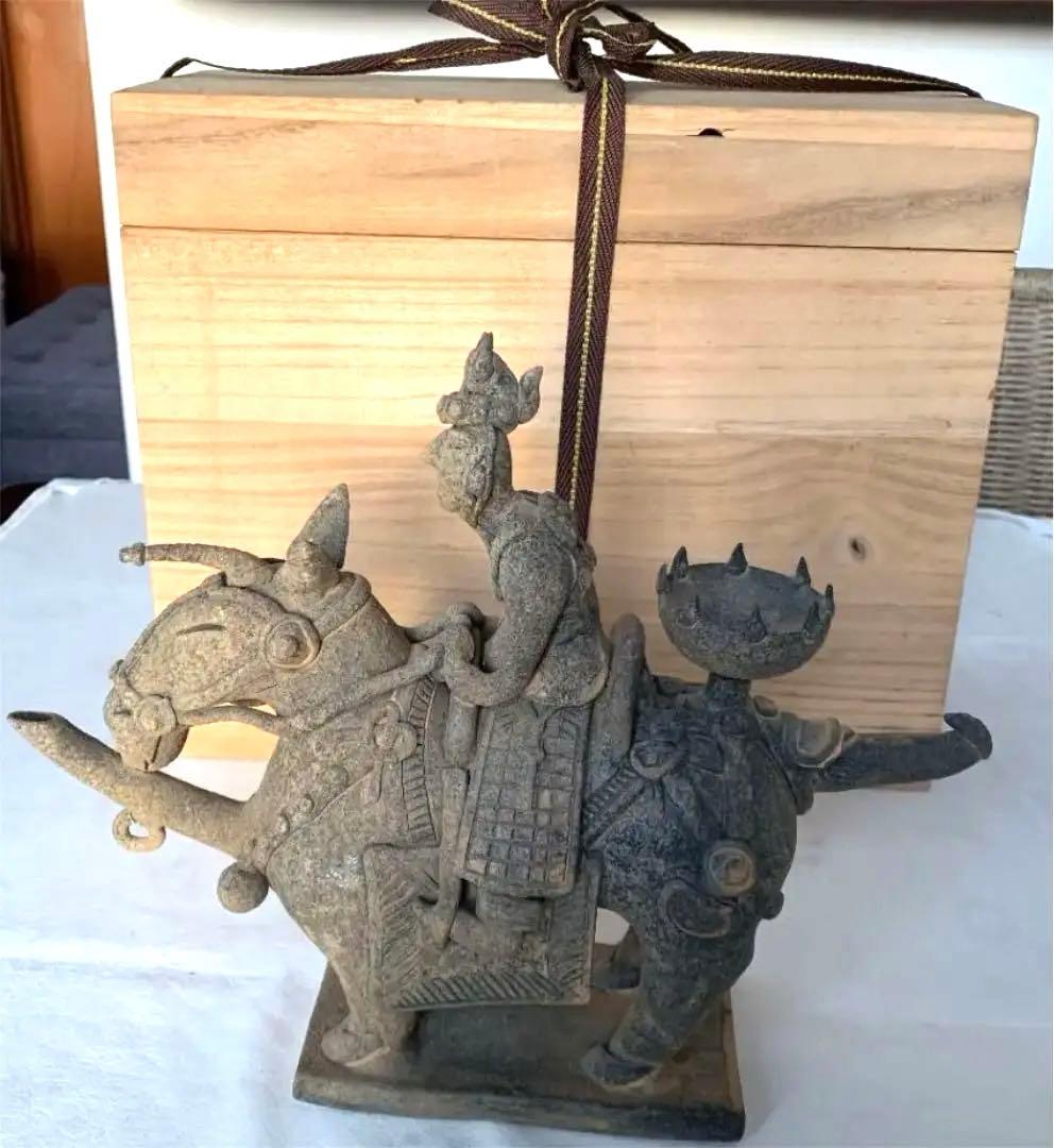 新羅土器風の置物