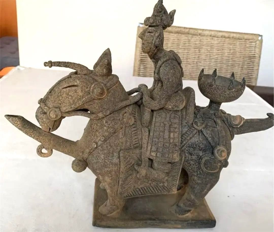 新羅土器風の置物