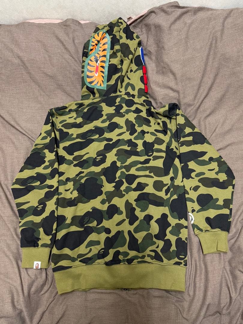 A Bathing Ape カモフラージュ シャークパーカー