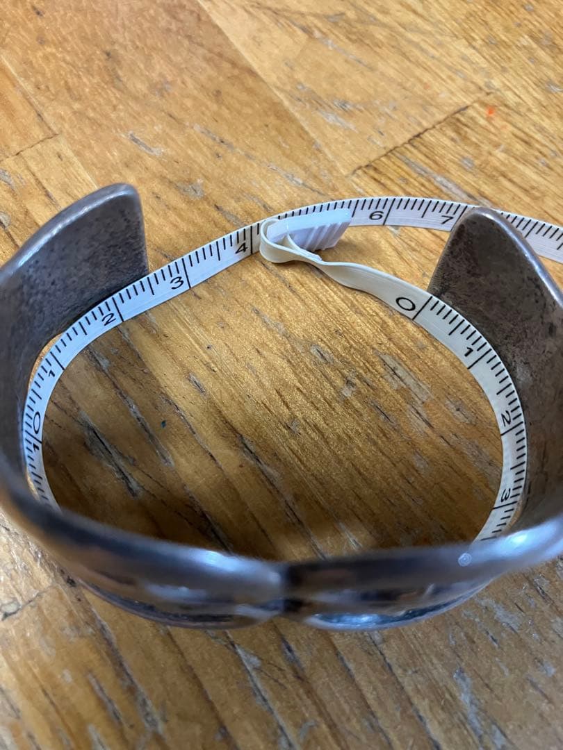 ヴ*ン様 ナバホ　サンドキャスト　バングル