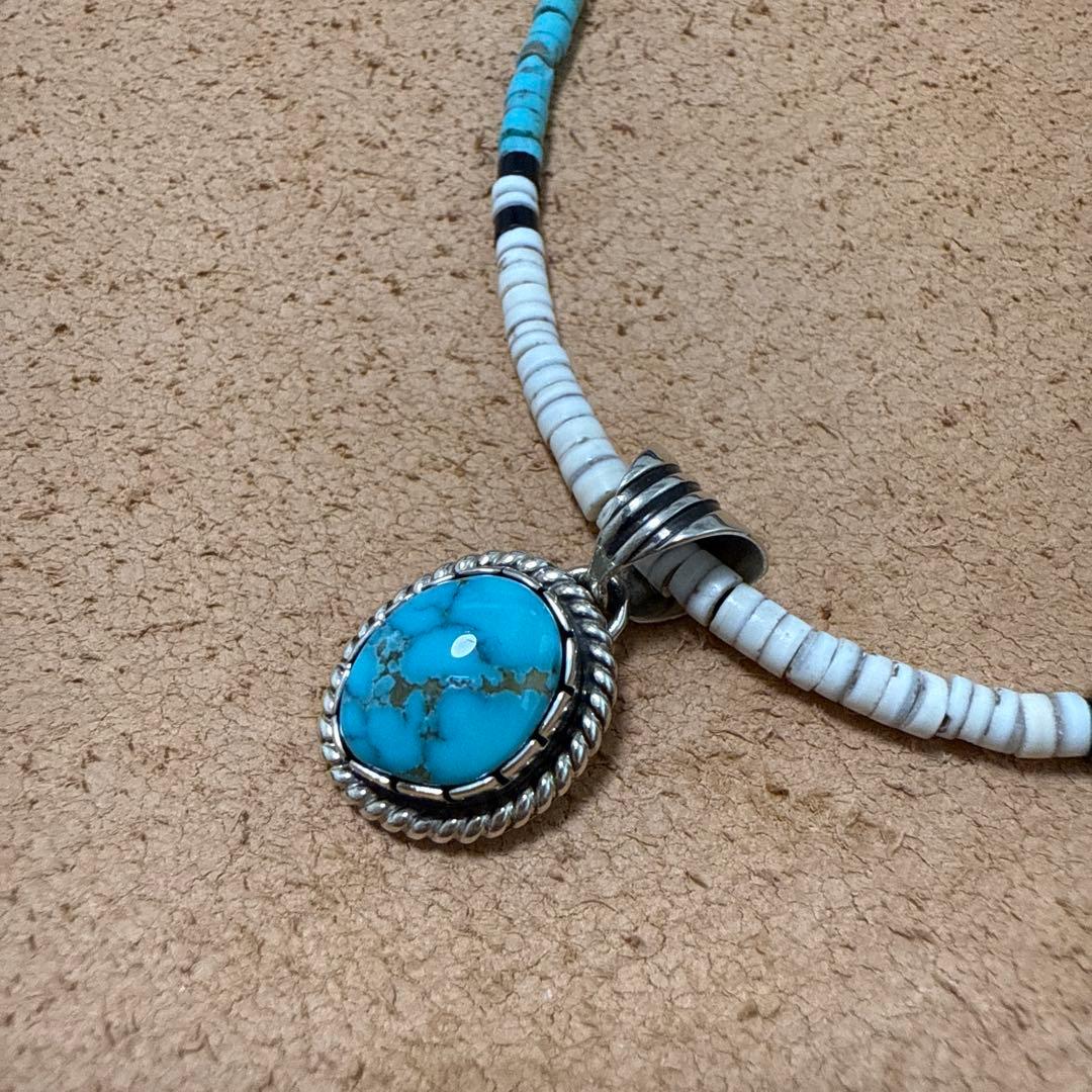 ケビンラモーンローンマウンテン サントドミンゴDEANNA TENORIO