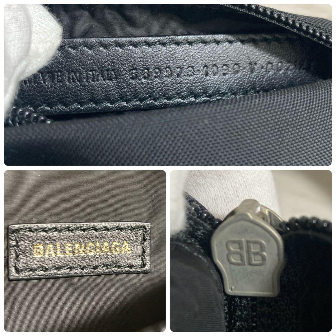 ✨未使用級✨BALENCIAGA　ウィール　ボディバッグ　ナイロン　デカロゴ　黒