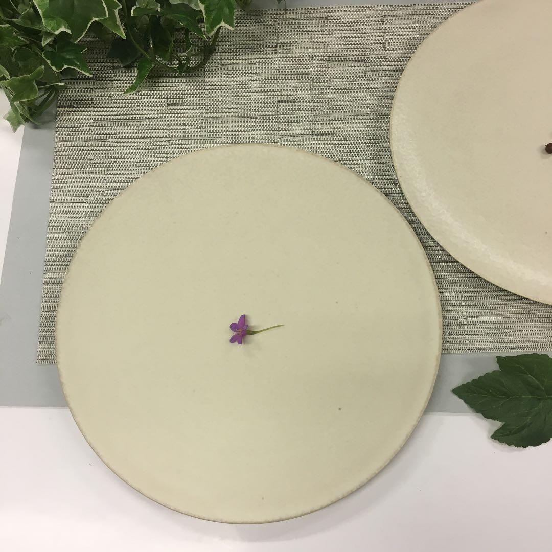 グレージュ白28cm丸皿　2枚