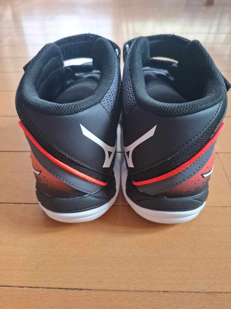 Mizuno ウェーブアルテミス5ワイドバレーボールシューズ24.5cm