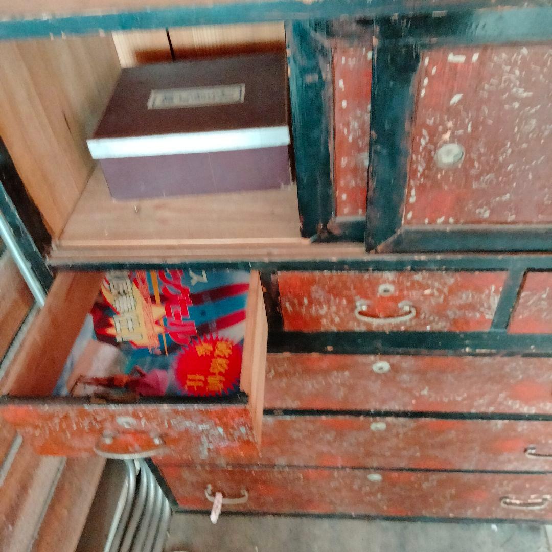 津軽塗タンス　古いモノなので