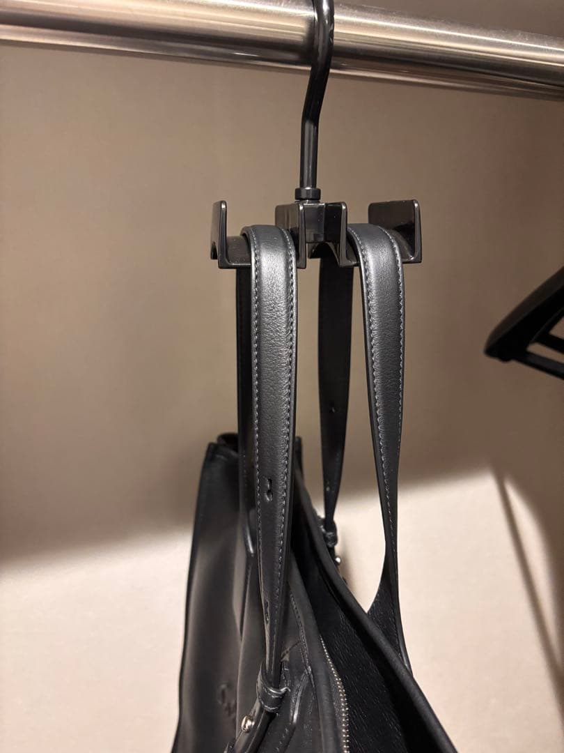 【値下げ】Salvatore Ferragamo 1927 ブラックトートバッグ