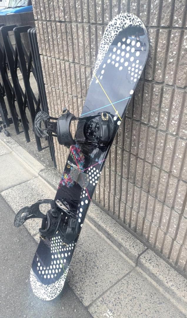 イエローバス スノーボードINCREASE バィンディング付き 150cm