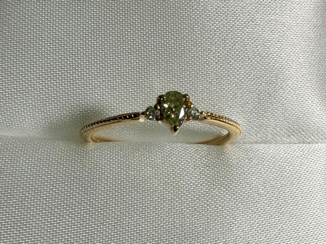 K18 天然 グリーンダイヤモンド リング　0.1ct