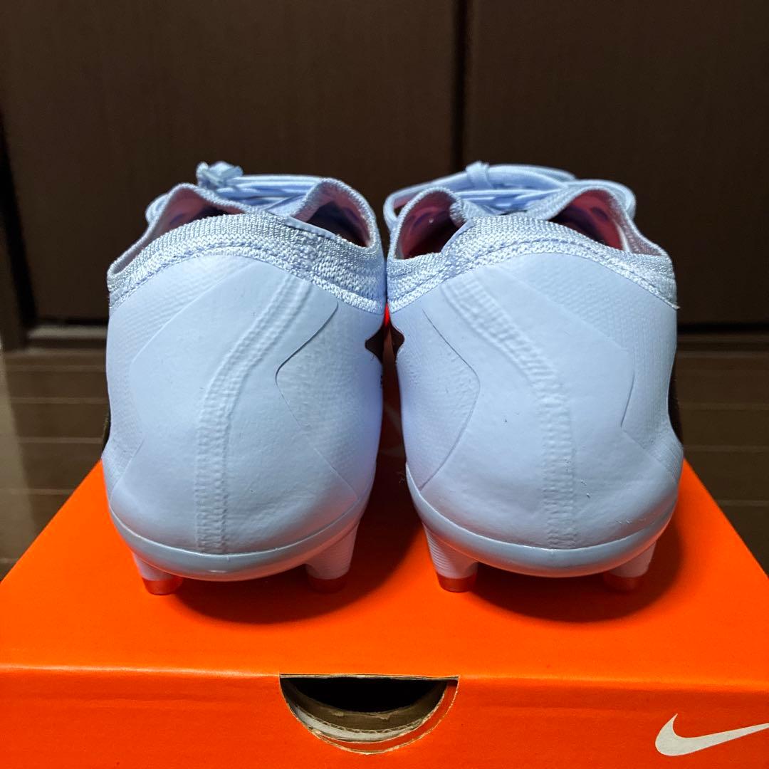 Nike Phantom6 LOW PRO AG 人工芝サッカーシューズ