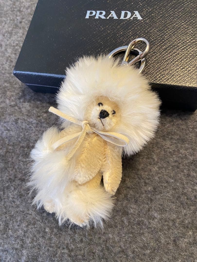 プラダ PRADA プードル バッグチャーム キーホルダー フェイクファー