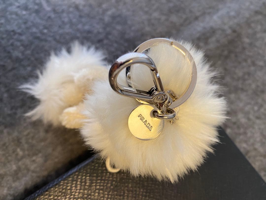 プラダ PRADA プードル バッグチャーム キーホルダー フェイクファー