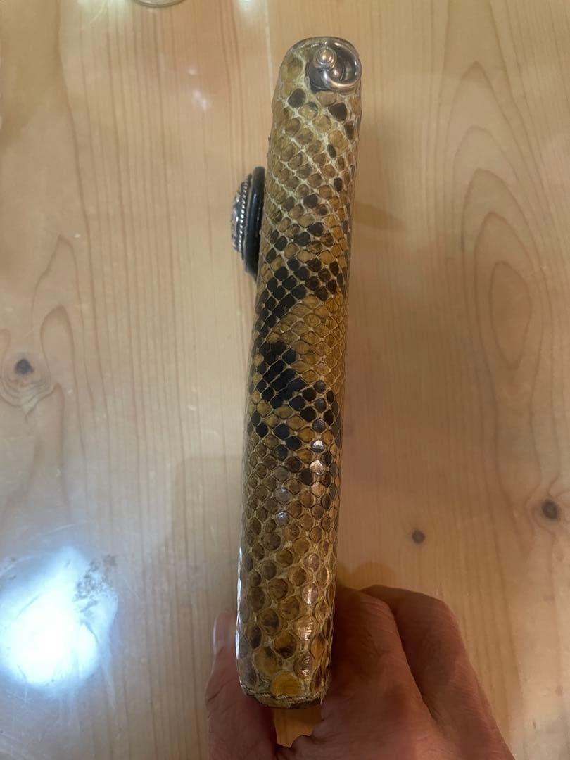 FUNNYファニー　パイソン　長財布　ベクターコンチョ